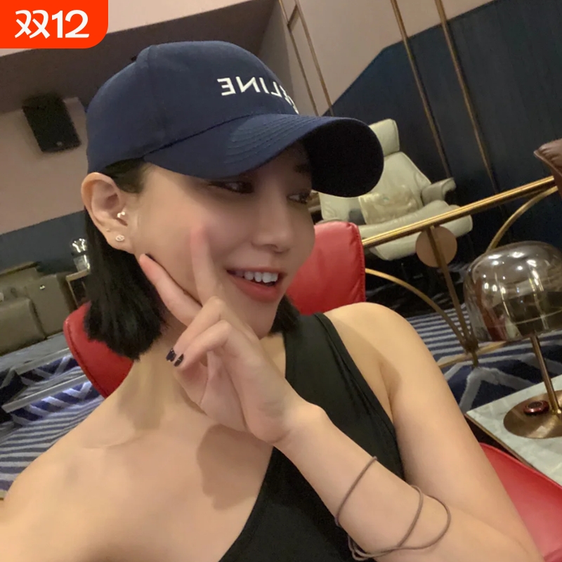 巨出片~精致自留款！现货25P黑色字母刺绣棒球帽植绒鸭舌帽白色