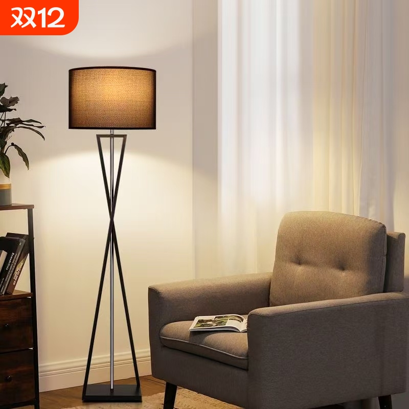 北欧风交叉沙漏落地灯