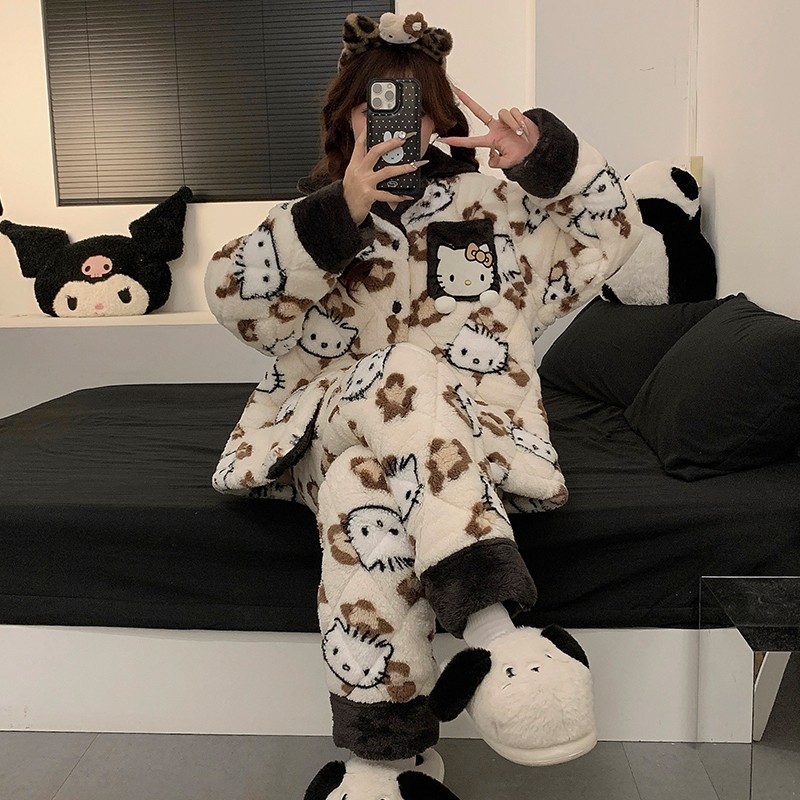 珊瑚绒睡衣女秋冬款加厚加绒2025新款三层夹棉保暖女士家居服套装