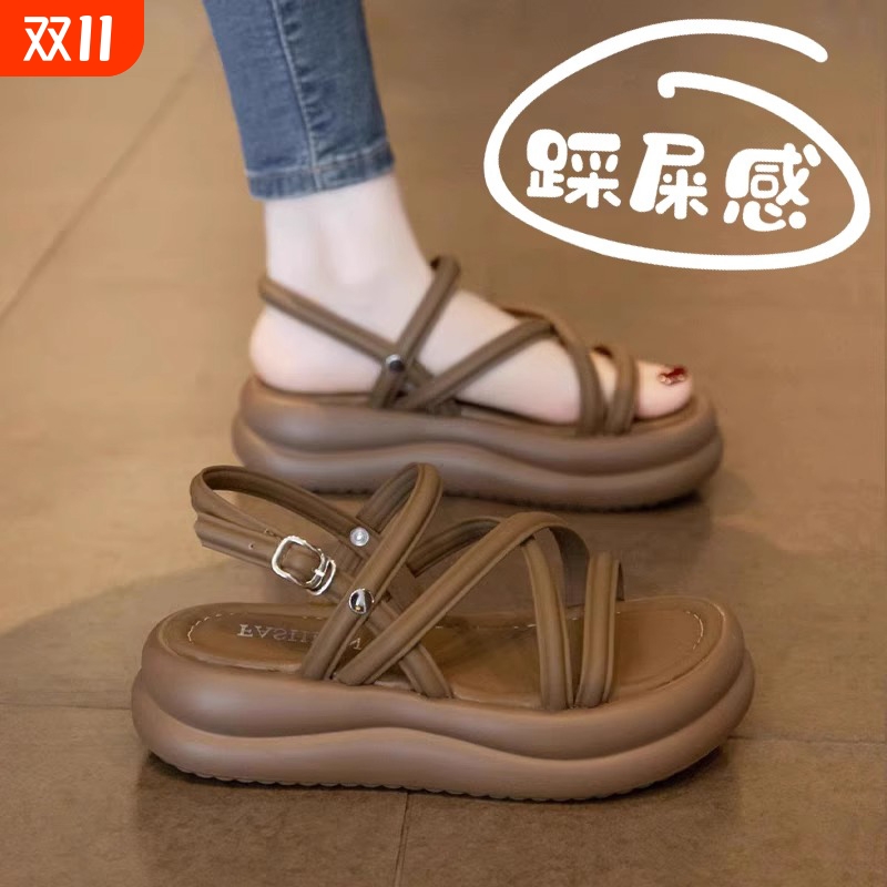 踩屎感厚底真皮凉鞋女夏季外穿软底休闲罗马凉鞋2025新款百搭孕妇