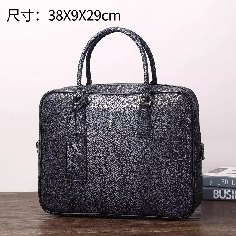 新款光面珍珠鱼纹男士公文包密码锁手提包商务男包文件包