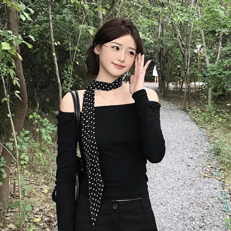 氛围感黑色波点丝巾韩系长款细窄小围巾配饰围脖复古绑带玫瑰花