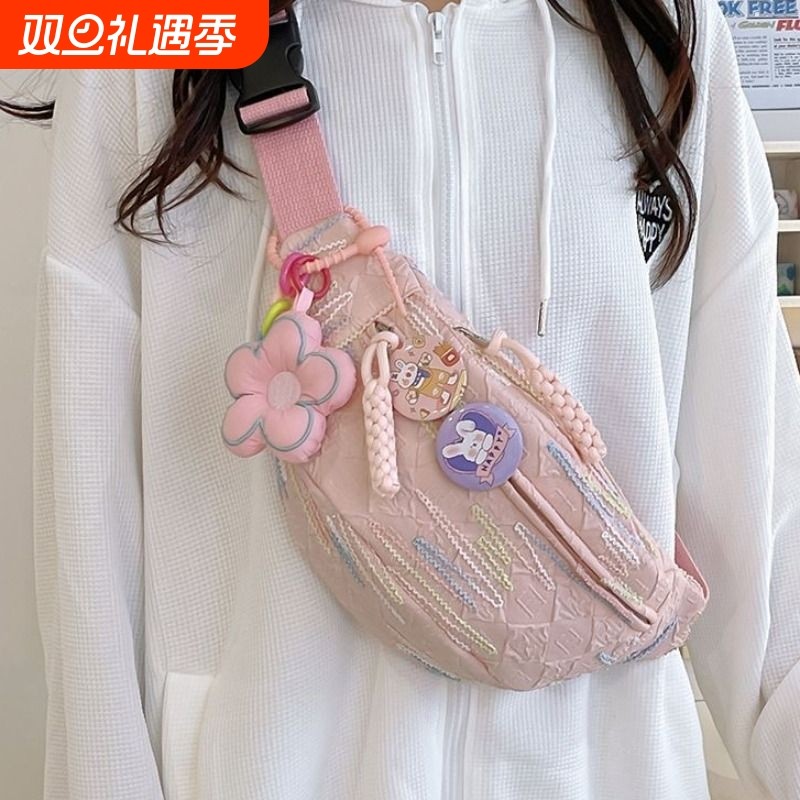 斜挎包胸包可爱包包休闲夏季运动背包手机小包轻便夏天挎包女单肩