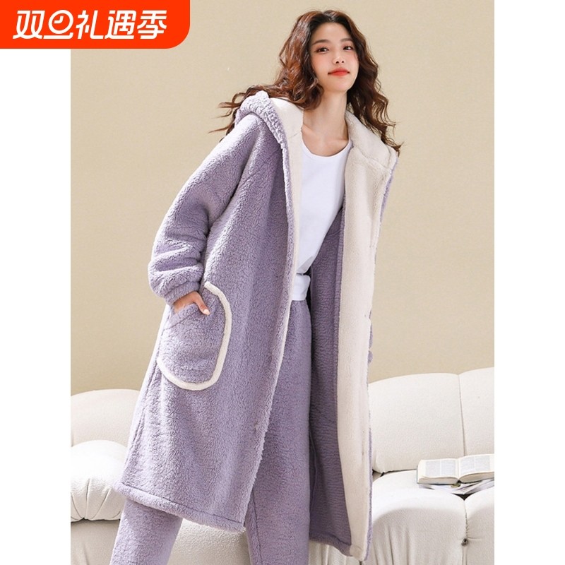 红豆珊瑚绒睡衣女秋冬季加绒加厚睡袍可爱卡通法兰绒浴袍长款连帽