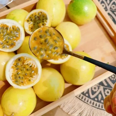 纯甜广西钦蜜9号黄金百香果现摘现发新鲜水果精选