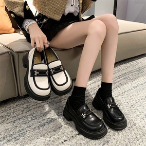 英伦风小皮鞋女2025春季新款厚底高级感黑色乐福鞋一脚蹬粗跟单鞋