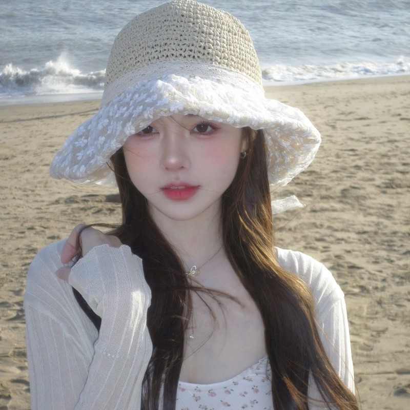 日系花朵蕾丝草编帽子女夏季出游海边度假赫本风遮阳帽大帽檐圆顶