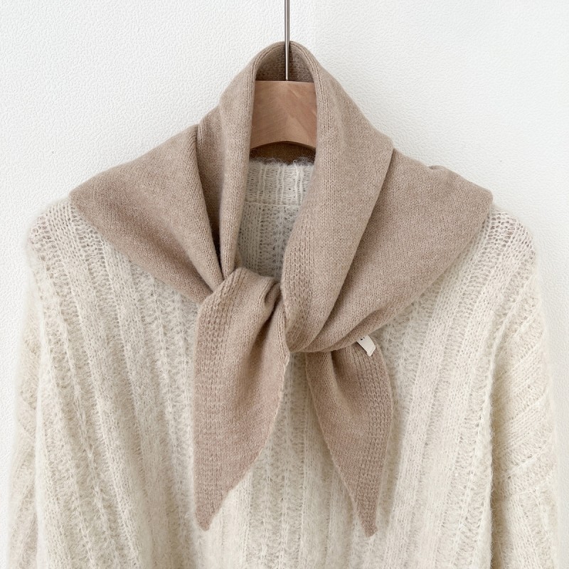 含羊毛针织小三角巾女2025保暖护颈围脖披肩白色咖色红色绿色黑色