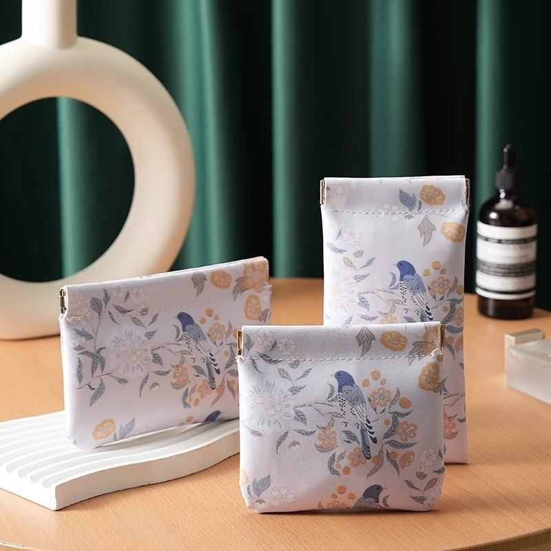 自动闭合收纳包可爱数据线零钱小包耳机多功能随身便携袋大容量