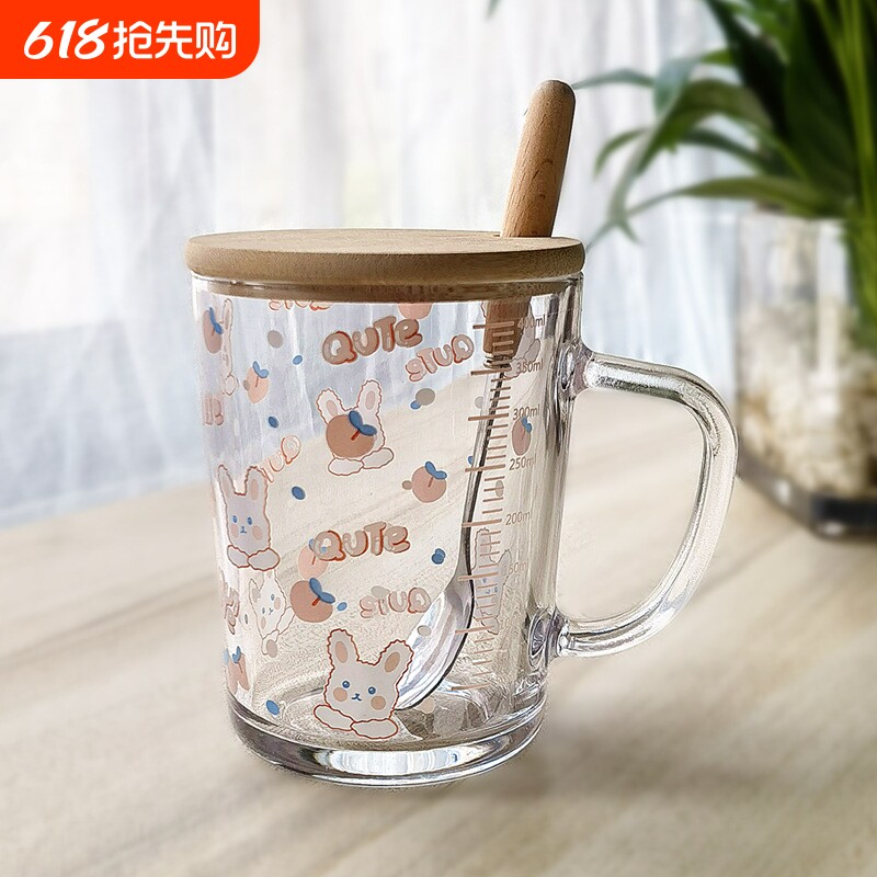 卡通玻璃吸管杯可爱牛奶杯早餐刻度杯带盖勺礼物便携水杯微波炉杯