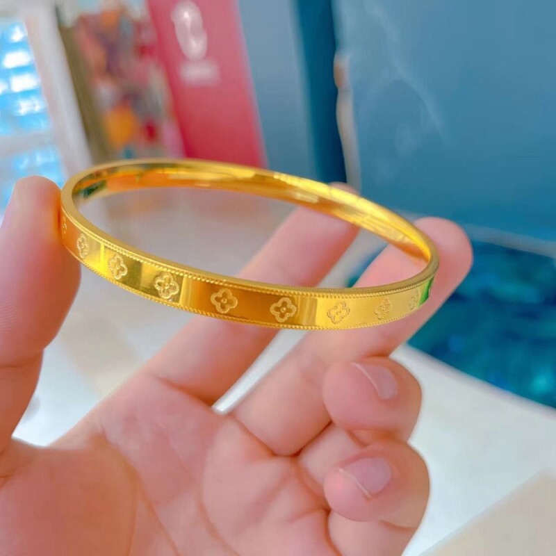 四叶草手镯沙金时尚爆款车花四叶草镀金素圈镯子送女友妈妈礼物