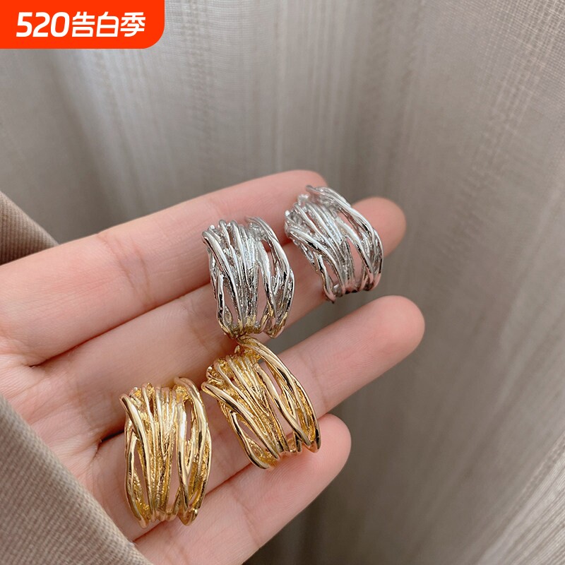 绕线C形耳环小众设计感高级耳饰女轻奢耳圈港风耳钉2024年新款潮