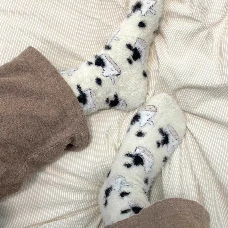 秋冬水貂绒袜子女士中筒袜冬季加绒加厚毛绒睡眠可爱卡通珊瑚绒袜