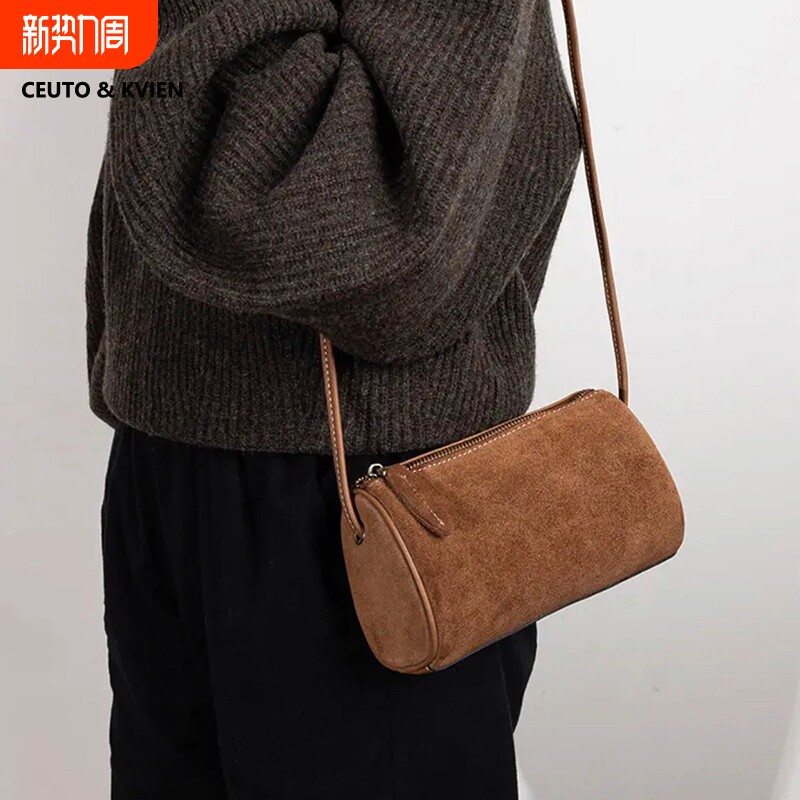 CEUTOKVIEN2026新款时尚休闲水桶包复古高级圆筒包单肩