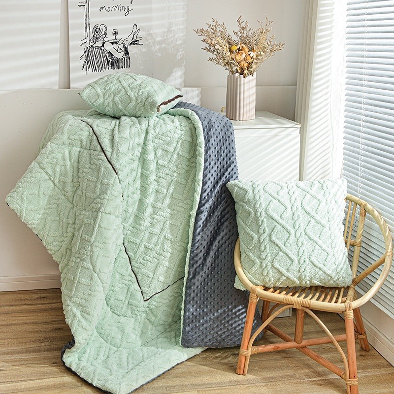 加厚多功能抱枕被子两用塔芙绒毯子靠垫靠枕头被折叠汽车载午休被,居家布艺,抱枕被,淘宝优惠券,粉丝福利购,淘宝优惠卷