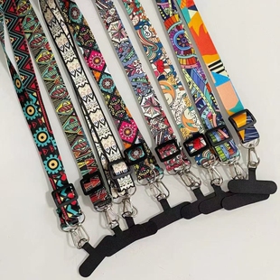 高端手机挂绳复古图腾斜挎背带长款可背可挂脖随意调节防丢通用手机壳挂脖吊绳高级感结实挂链带夹片包包挂件