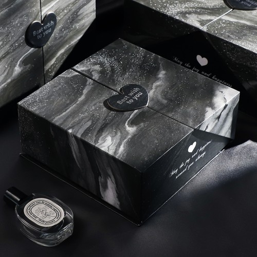 高级感生日礼物盒空盒子仪式感