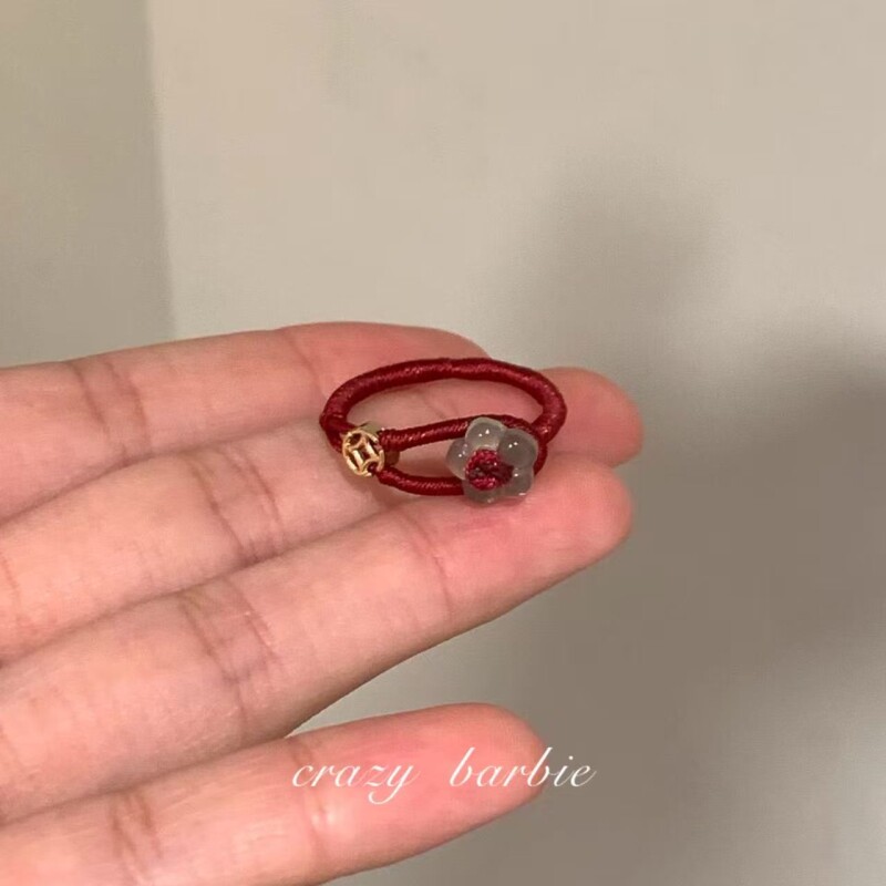 有钱花!红色编绳小花戒指小众轻奢设计感百搭新年精致本命年指环