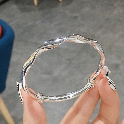 新中式平安福牌银色手镯女光面镯子年轻款送女友情人节礼物