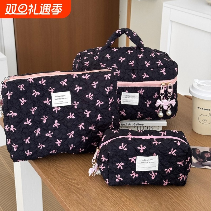 皱皱蝴蝶结化妆包新款ins 风高颜值大容量外出旅游洗漱包