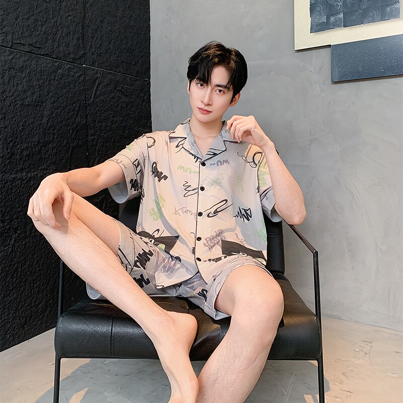 男士新款冰丝睡衣男夏季高级感短袖卡通大码加肥200斤家居服套装