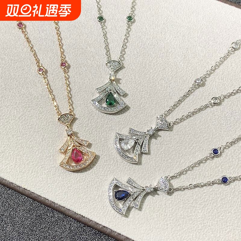 高定V金材质不褪色精工镶红蓝宝石小裙子项链网红扇形吊坠锁骨链