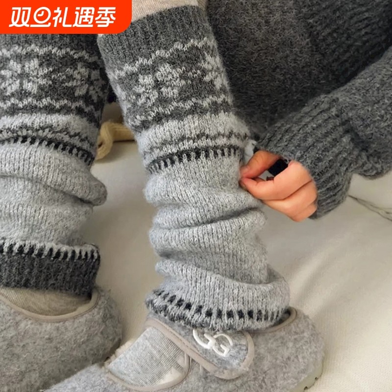 显瘦羊毛袜套女秋冬雪地靴绝配