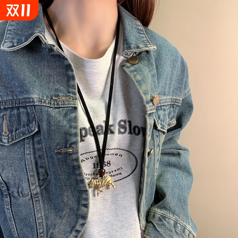 秋冬复古条纹金属小马吊坠项链女时尚轻奢个性长款毛衣链颈链配饰