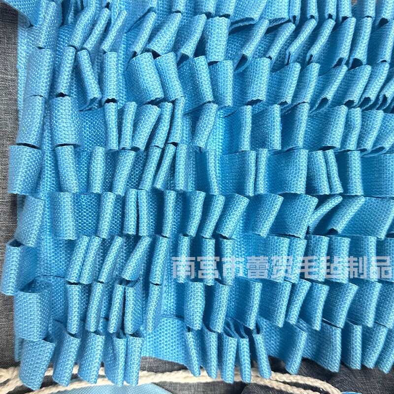 厂家宠物方形嗅闻垫解压智商玩具狗狗训练吸盘藏食闻嗅修炼现货