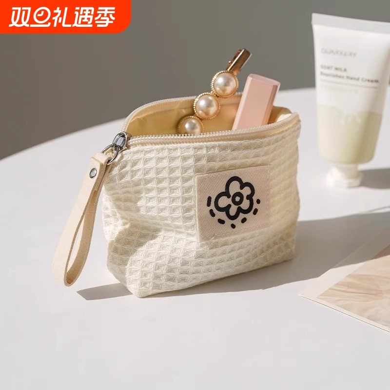 迷你华夫格零钱化妆包口红包化妆品ins风便携学生蓝牙耳机收纳袋