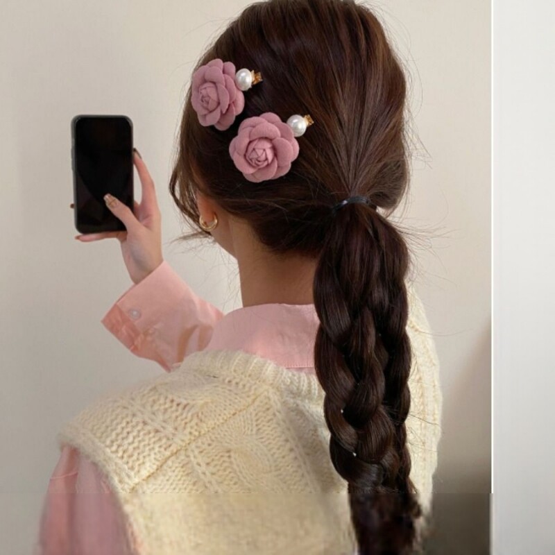 小香珍珠立体山茶花发夹甜美鸭嘴夹高级感侧边夹刘海夹头饰女蓝色