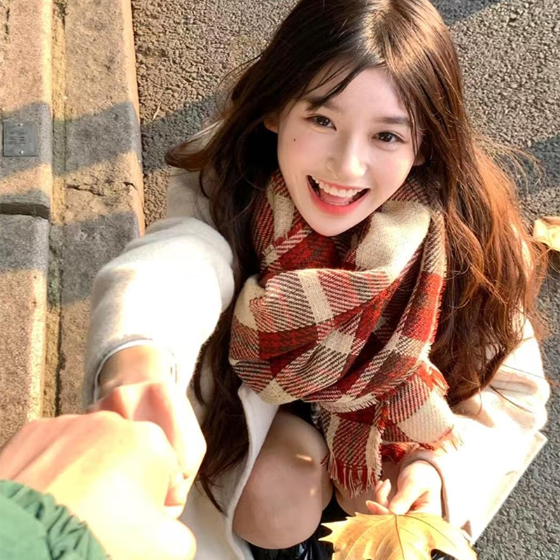 2025新款围巾女秋冬季韩版氛围感红色保暖百搭格子围脖新年礼物