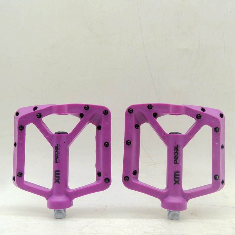 2培林山地自行车轴承脚踏 彩色尼龙防滑脚踏板 自行车脚蹬子配件