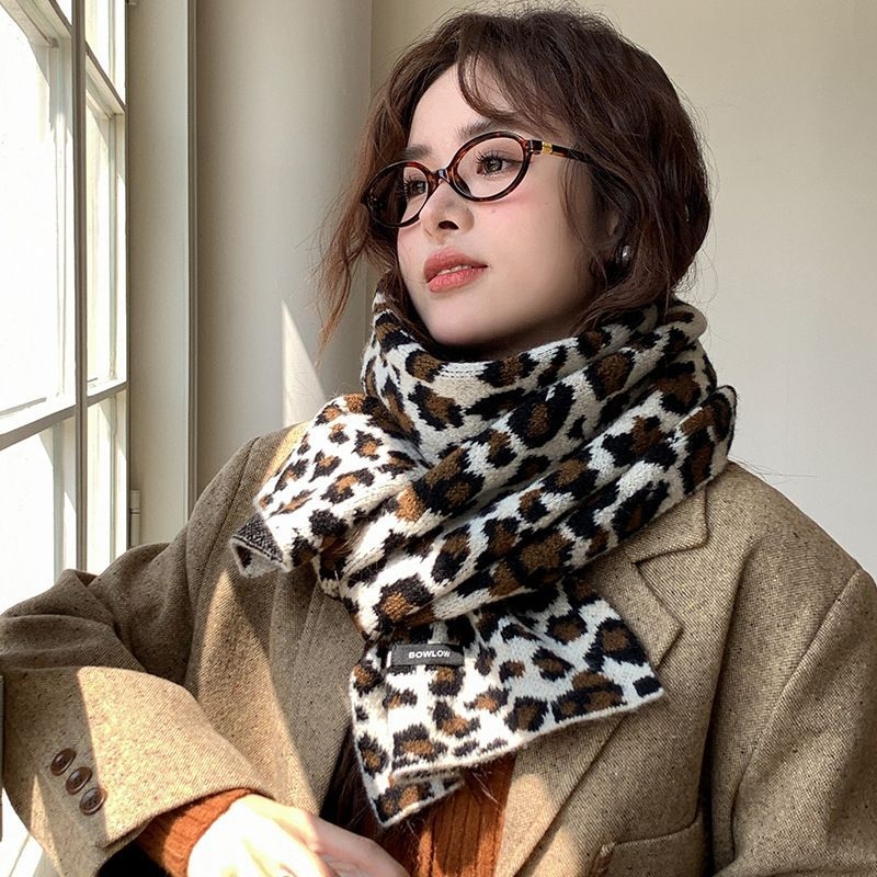 豹纹羊毛针织围巾女2025年秋冬新款韩版百搭保暖高级感学院风围脖