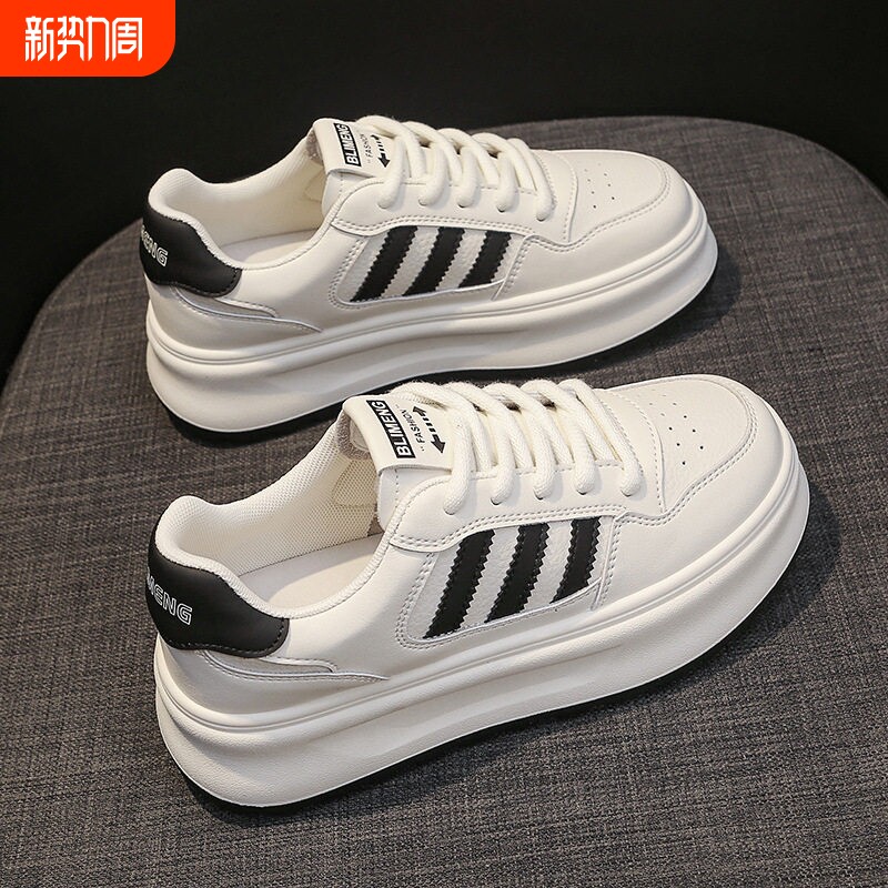 欧伦啄木鸟小白鞋女款2026新款春季学生运动休闲女鞋板鞋子女in