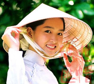 越南帽竹笠帽笠帽尖竹笠竹编斗笠轻便竹叶帽遮阳挡雨拍照演出奥黛