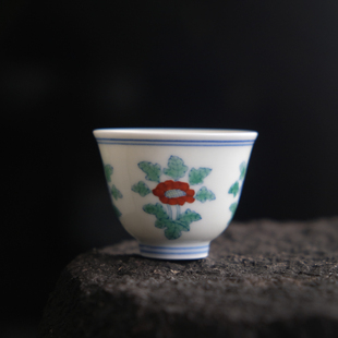 匋甄纯手工手绘斗彩折枝菊纹客杯小号景德镇陶瓷茶杯品茗杯功夫杯