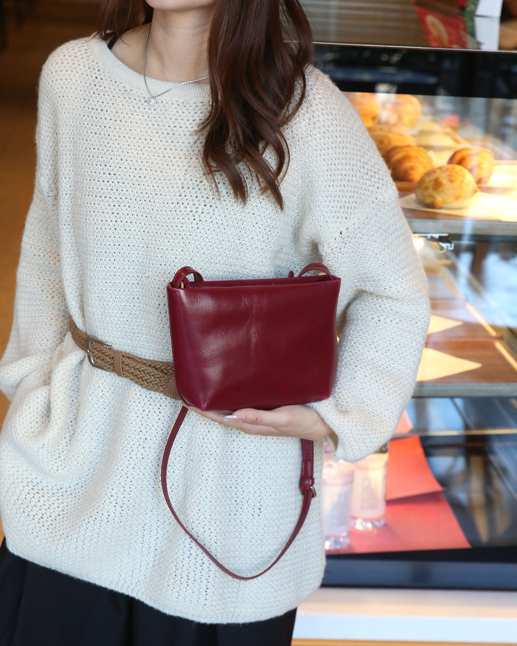 头层牛皮单肩斜跨潮小方包