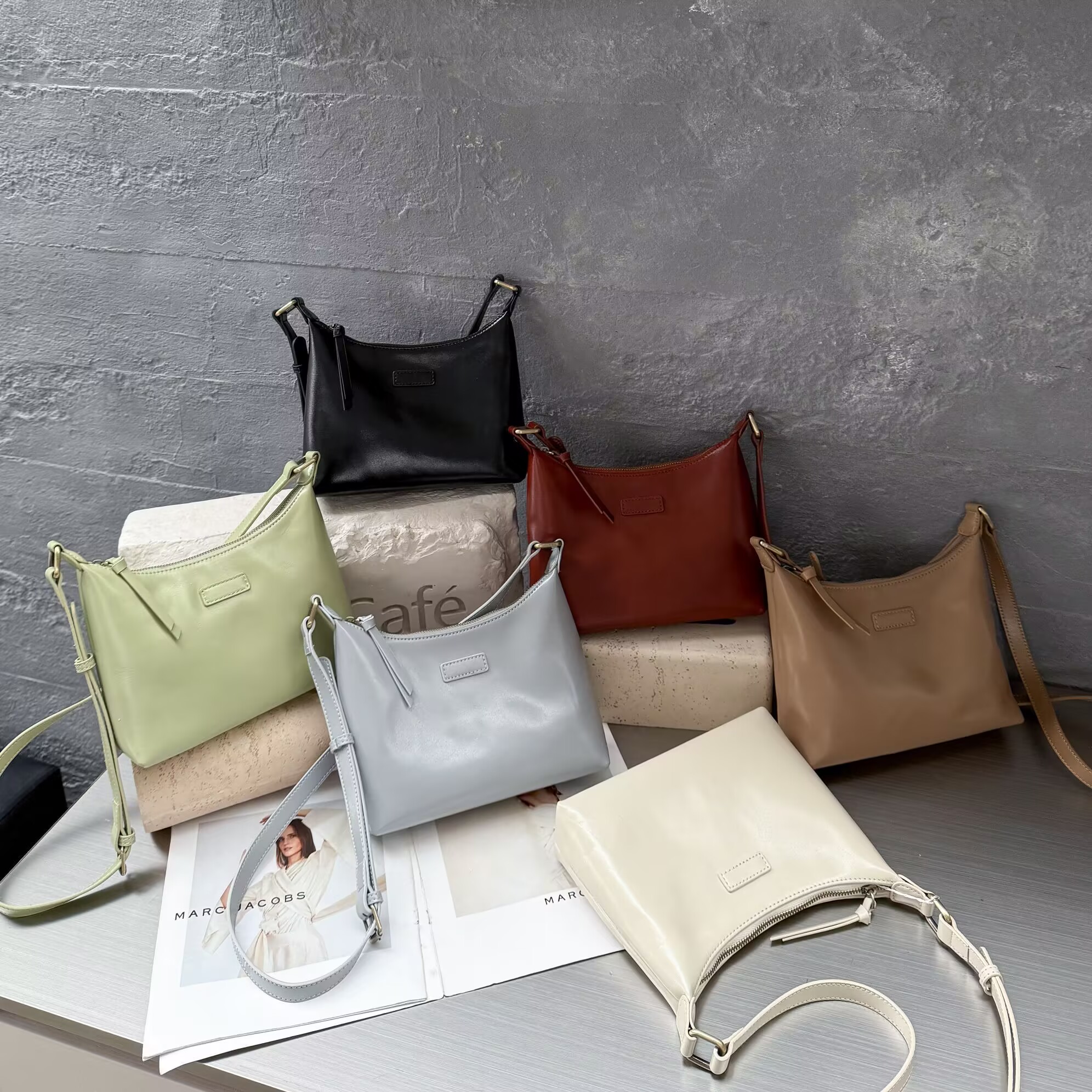 梦嘉丽头层植鞣水桶包单肩