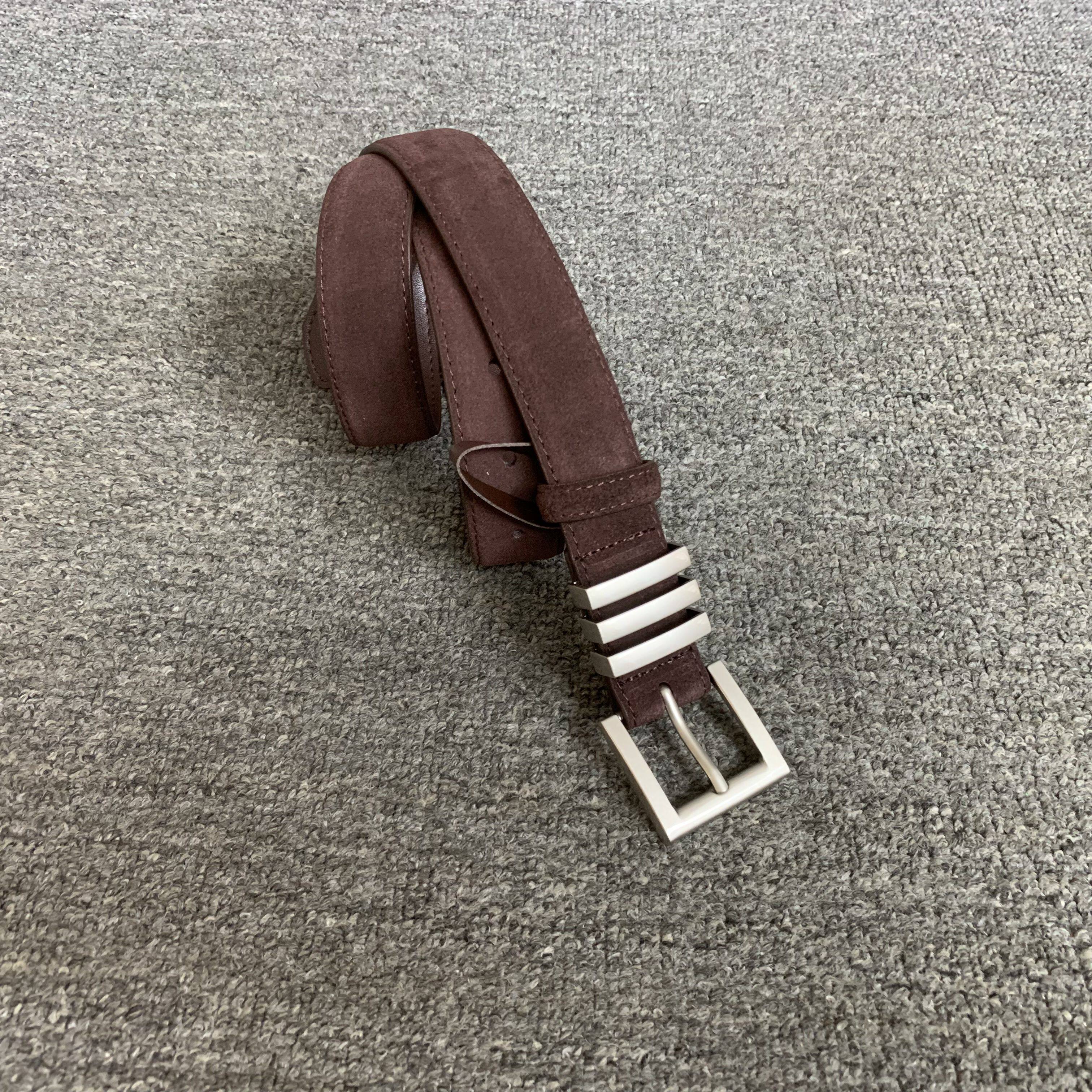 梦嘉丽磨砂牛皮针扣腰带女