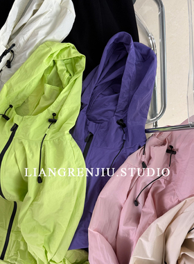 招牌经典返场推荐B入柔软轻盈透气连帽三防优质防晒衣外套6270B16