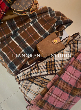 品质超赞！四面包边 绵软厚实 格子复古冬季保暖大围巾 200*68BR