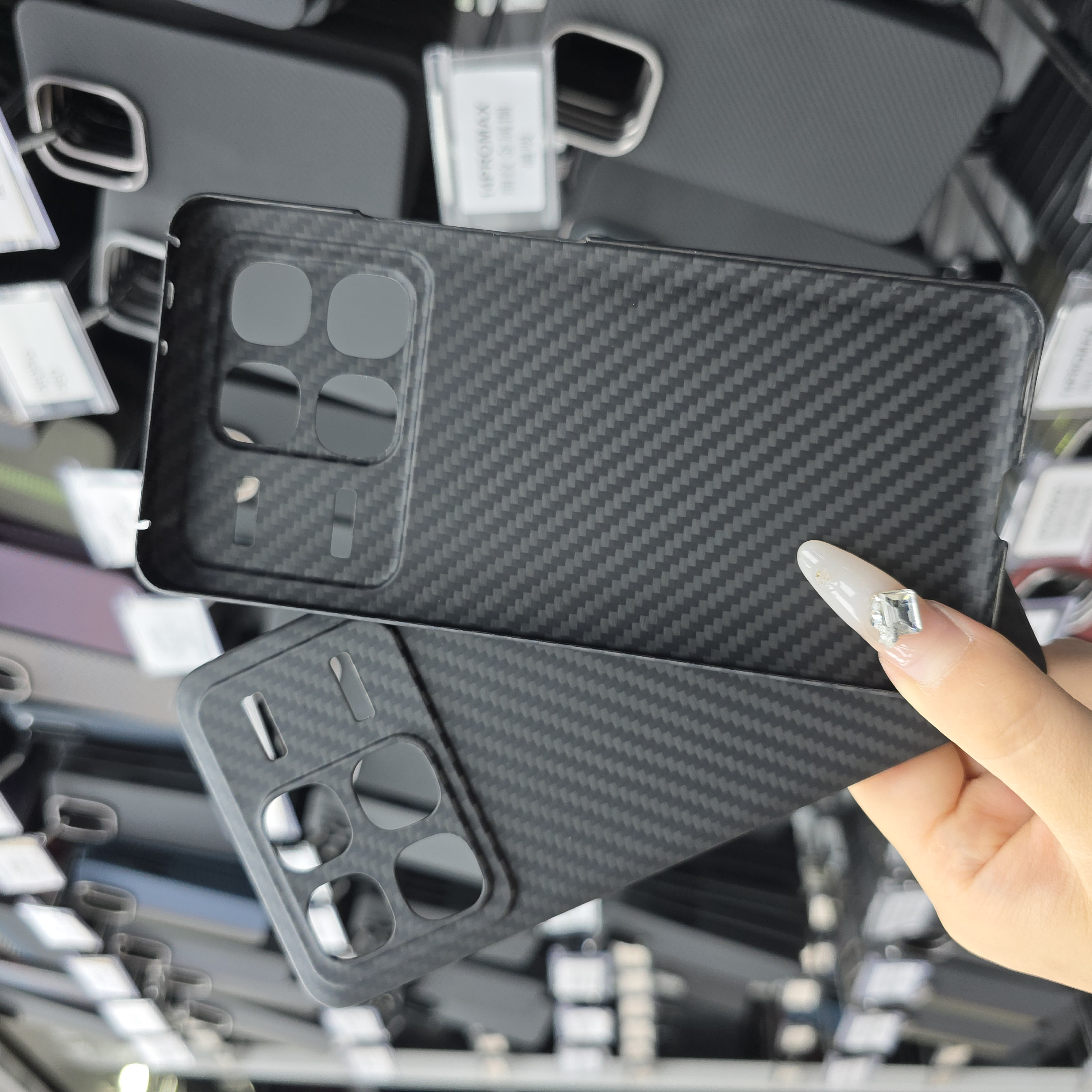 适用新款Redmi K70至尊版手机壳凯夫拉超薄防摔碳纤维商务保护套