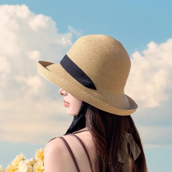 草帽女款2025新款法式赫本风卷边渔夫帽夏季时尚气质织带遮阳帽子