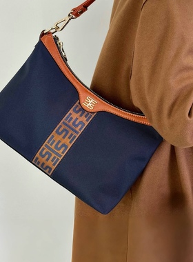 圣梵伦蒂诺P4-H142-1腋下包新款包法棍包百搭单肩女包超轻斜挎包