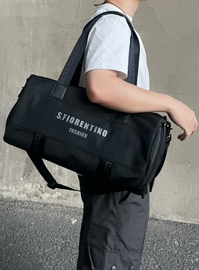 圣梵伦蒂诺P49-H565-1BB时尚百搭尼龙布大容量多隔层健身运动包