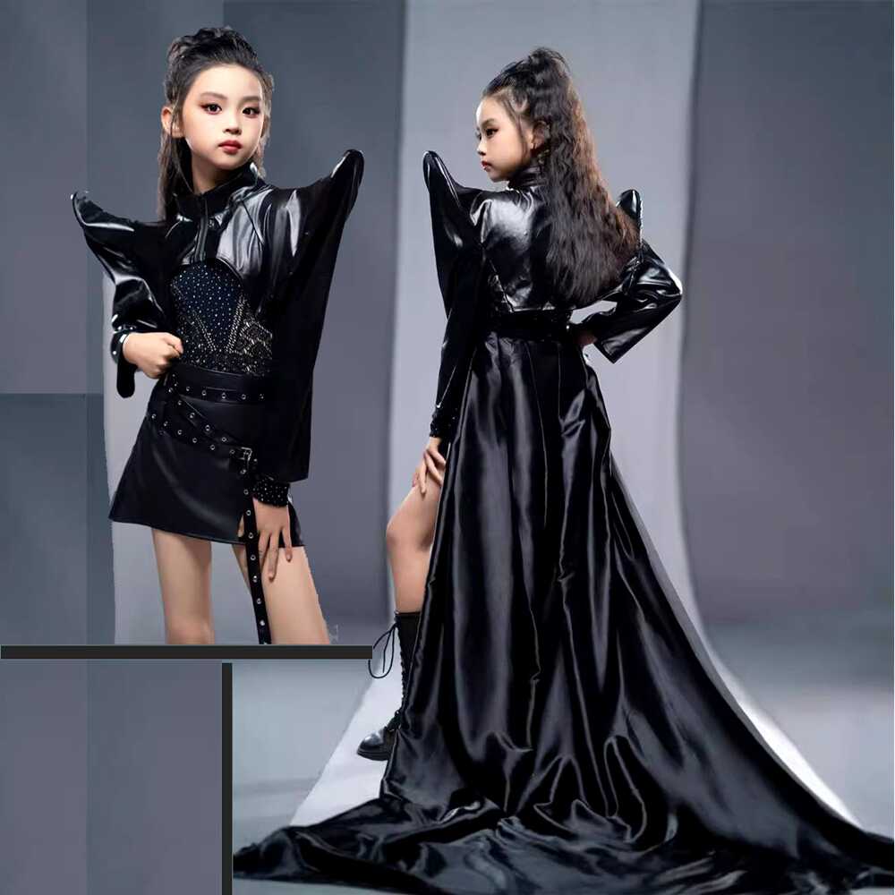女童模特走秀潮服霸气暗黑朋克科技感鲁雷克万圣节演出服秋冬套装