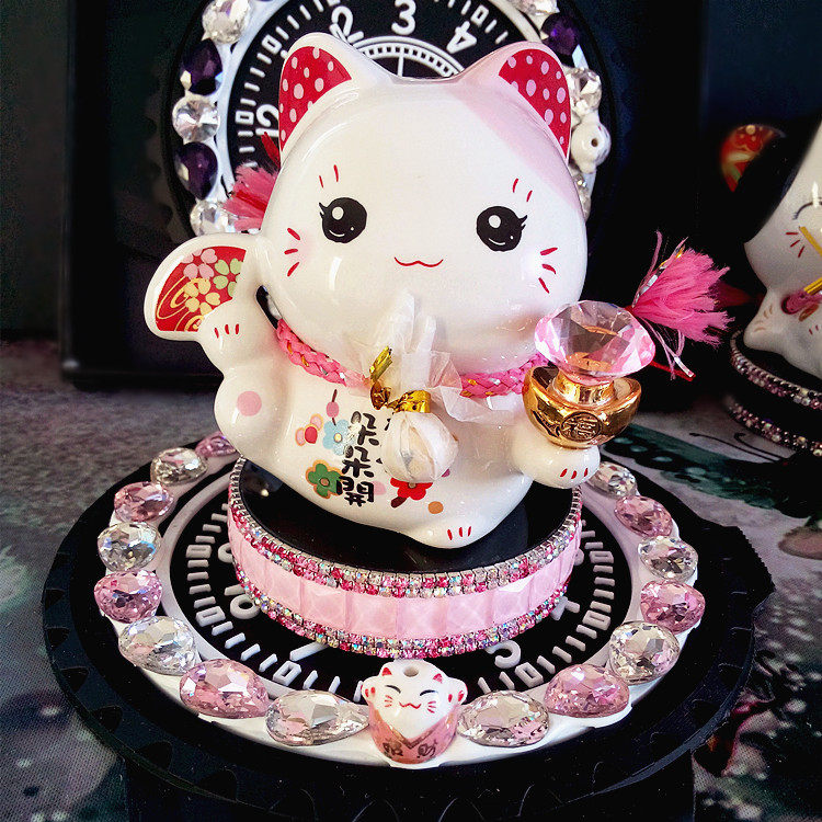 网红精美镶钻招财猫水晶闪钻车载香水座贴钻创意陶瓷汽车摆件车饰