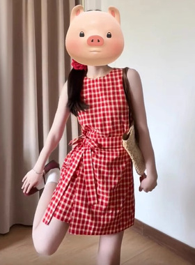 99266-38红色格子连衣裙女大码女胖mm遮肚子梨型身材小个子短裙夏