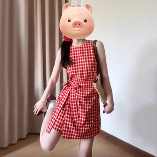 99266-38红色格子连衣裙女大码女胖mm遮肚子梨型身材小个子短裙夏